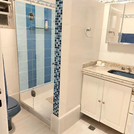 Apartamento De 2 Quartos A 3 Min Da Praia De Copacabana Apartment Rio de Janeiro Exterior photo